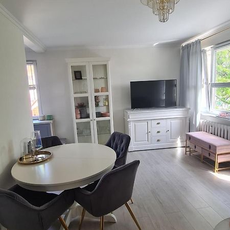 Apartament Paula มิชลีบูร์ช ภายนอก รูปภาพ