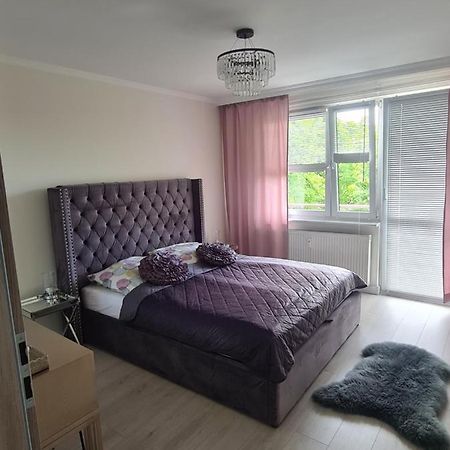 Apartament Paula มิชลีบูร์ช ภายนอก รูปภาพ