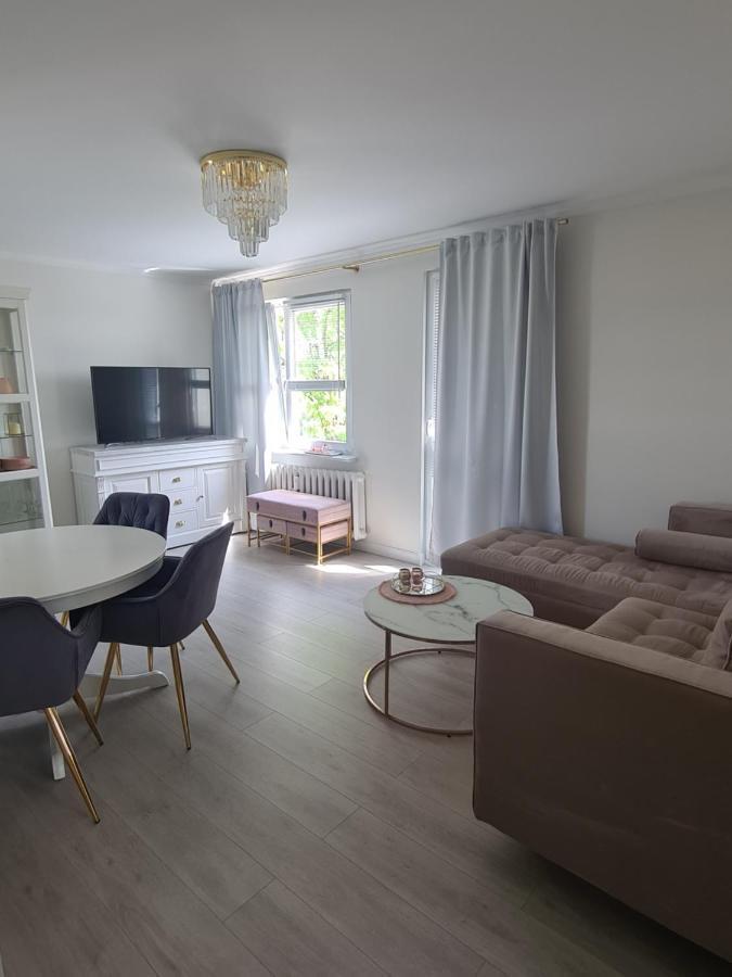 Apartament Paula มิชลีบูร์ช ภายนอก รูปภาพ