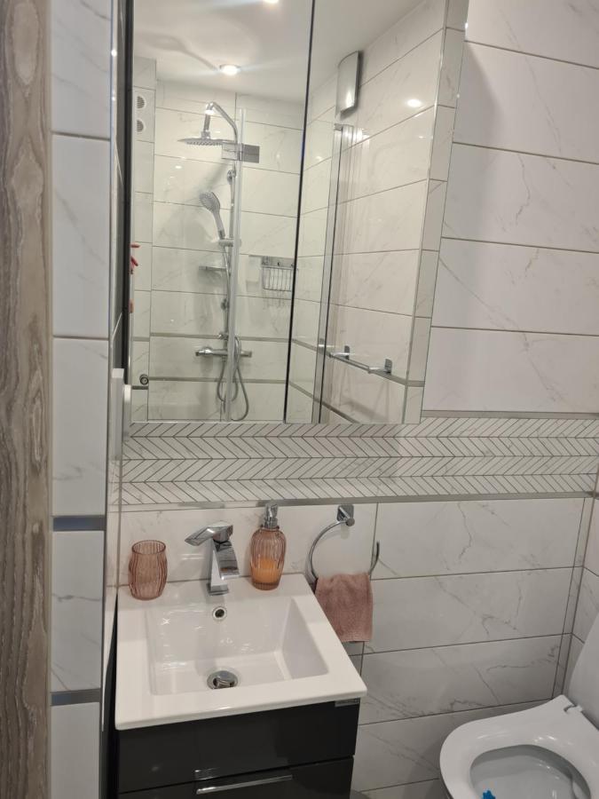 Apartament Paula มิชลีบูร์ช ภายนอก รูปภาพ