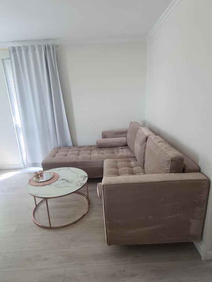 Apartament Paula มิชลีบูร์ช ภายนอก รูปภาพ