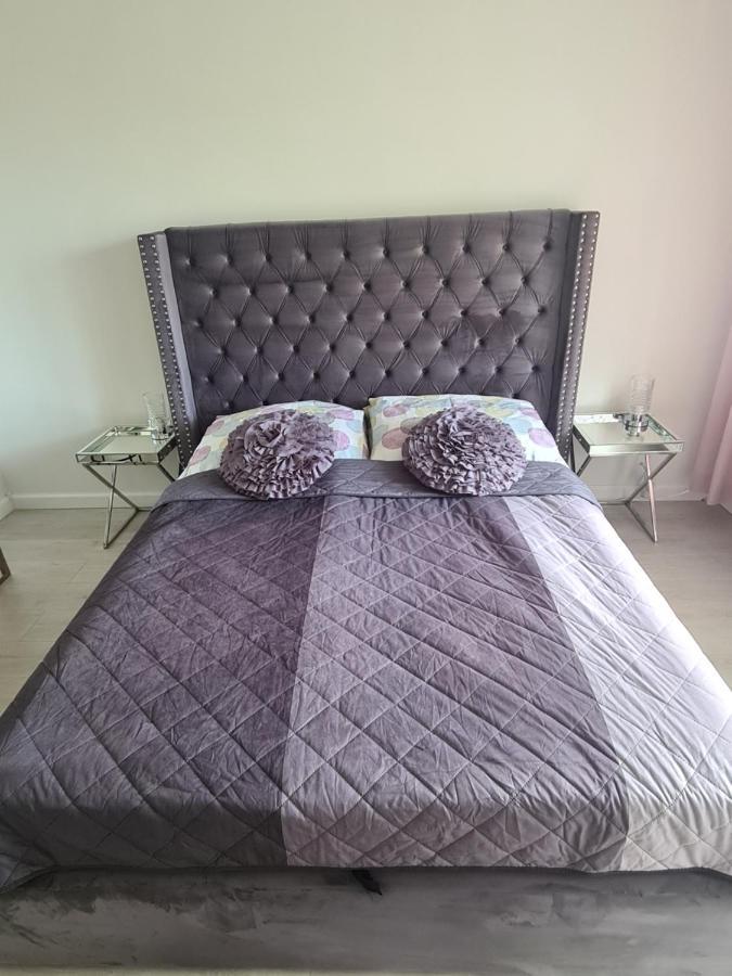 Apartament Paula มิชลีบูร์ช ภายนอก รูปภาพ